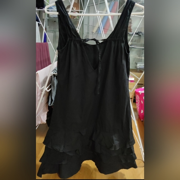 Zara Sleeveless Black Dress - Picture 2 of 4